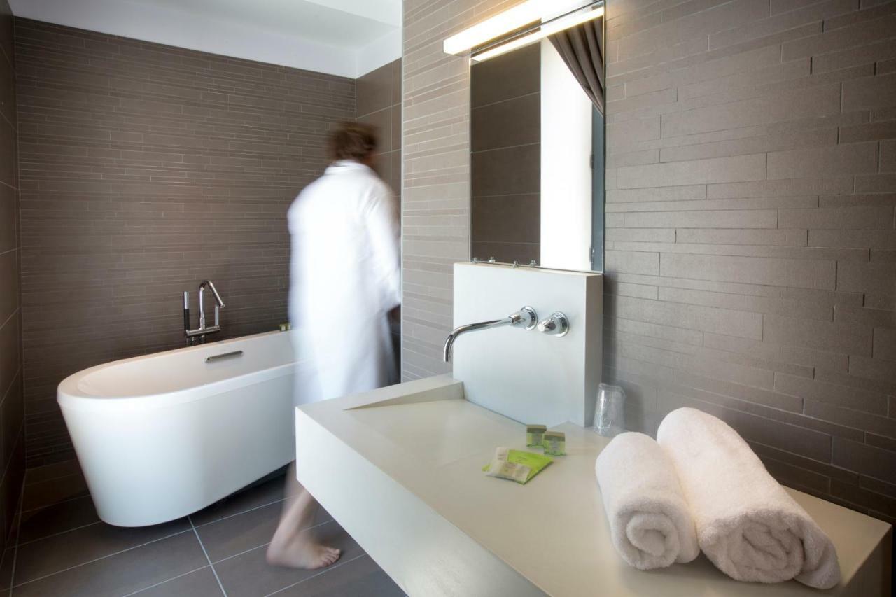 Appart'Hotel Les Fleurines By Urban Style فيلفرانش-دي-رويرغ المظهر الخارجي الصورة